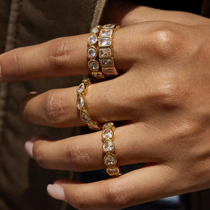 Main shot of the water-drop zirconia stacking ring set