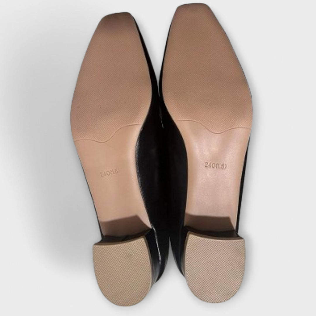 Monika - Sophisticated Gloss Slippers