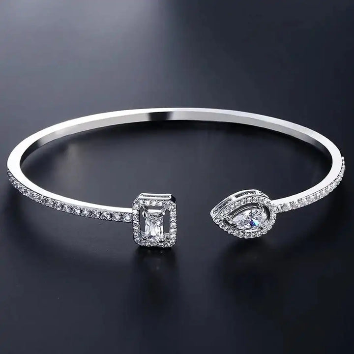 Bracelet displayed on a jewellery stand