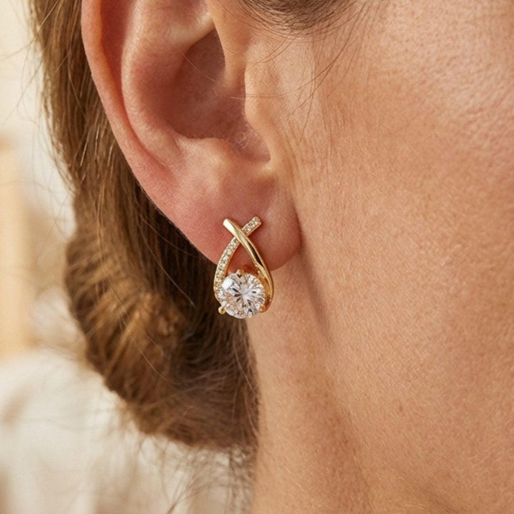 Side angle showing the twisted stud design