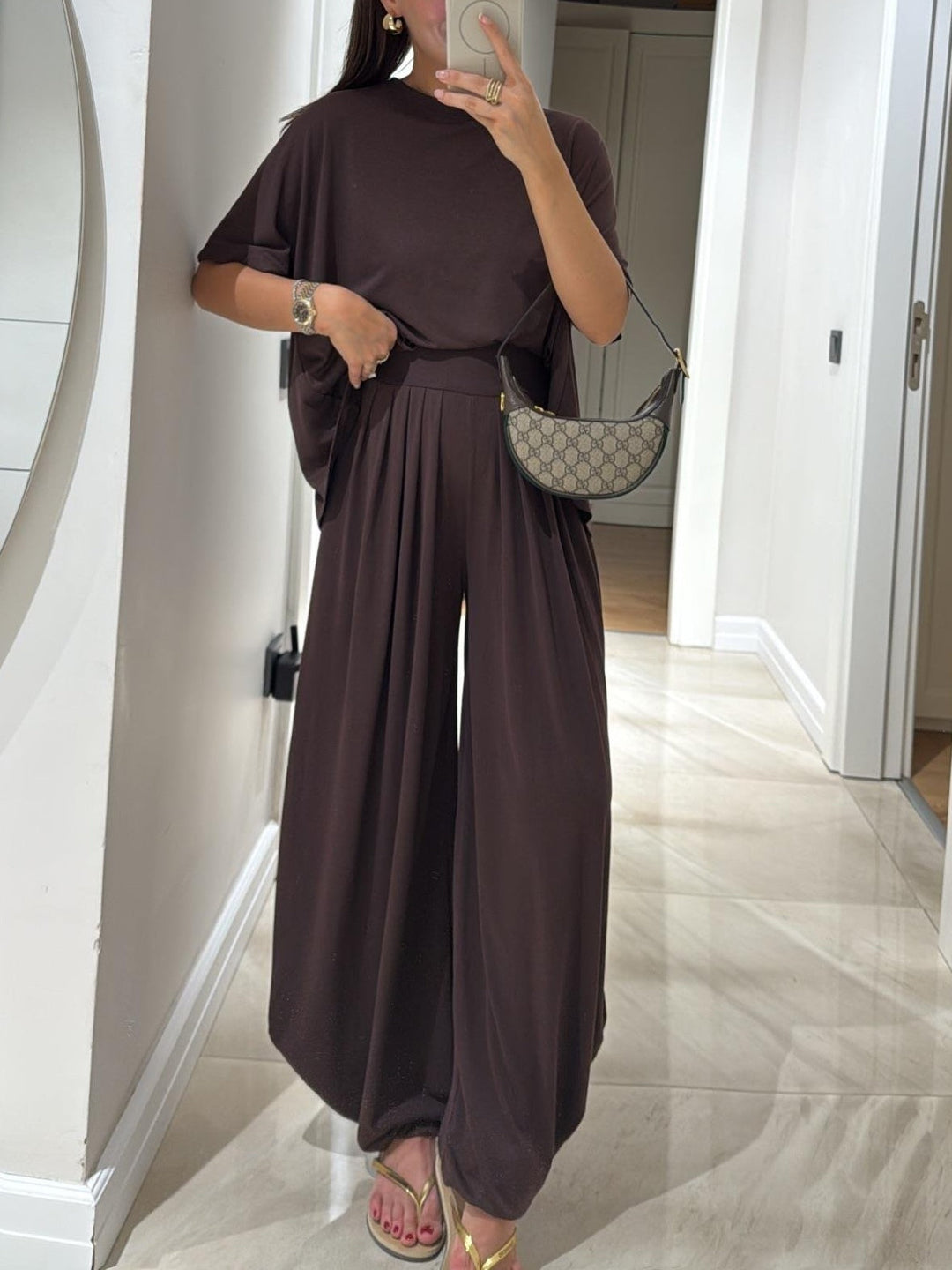 Women's casual relaxed two-piece co-ord – close-up