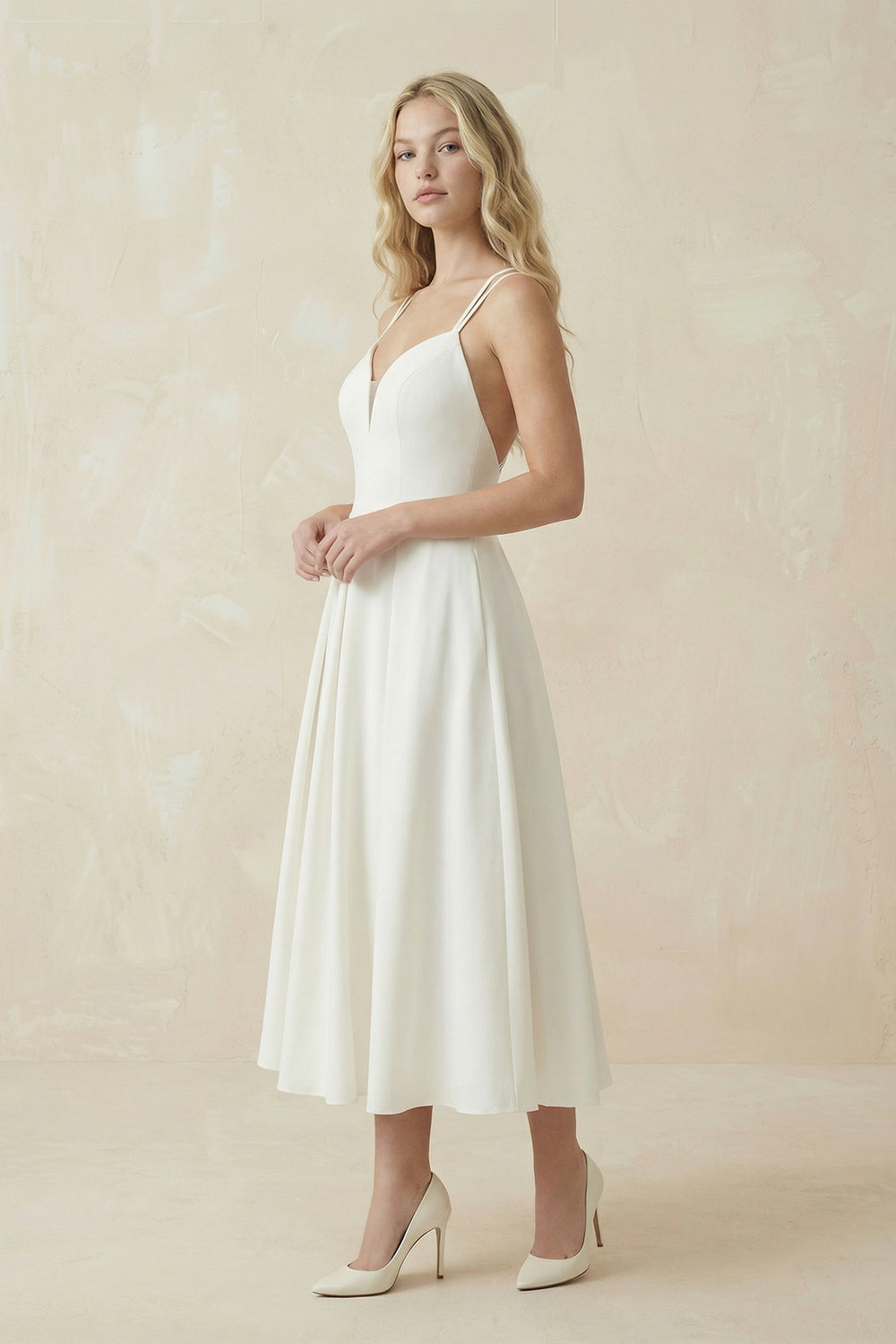Kimberly Midi Dress sweetheart neckline detail