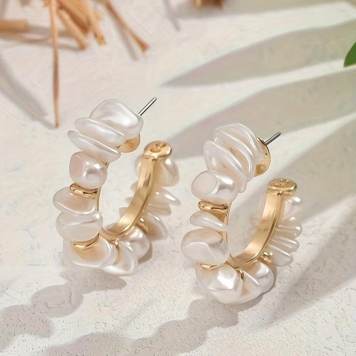 Close-up of the oversized pearl beads and finish
