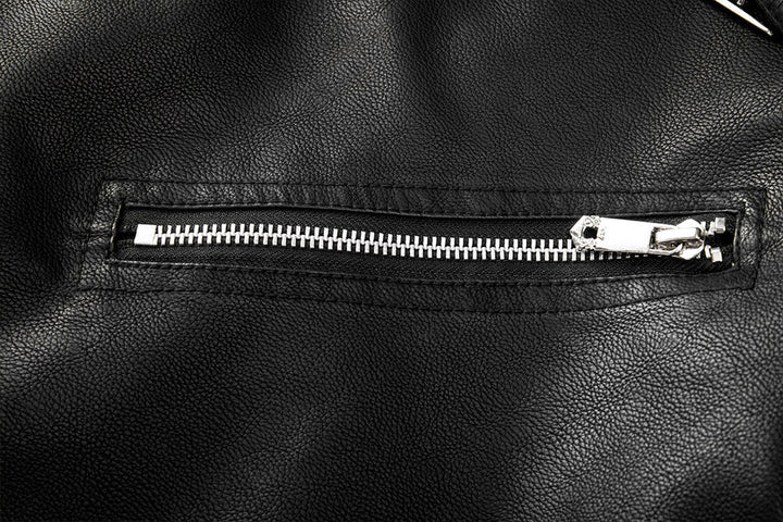Close-up of the Boulevard jacket's zip and collar detail