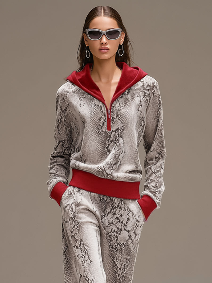 Velvet sports matching women's set – detail