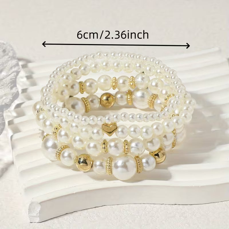 Detail of the clasps and bead spacing