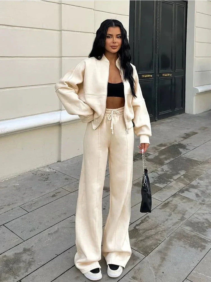 ARIA | Cozy Oversized Tracksuit — women's tracksuit set, front view