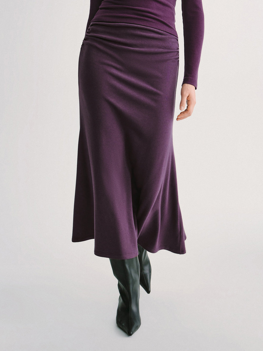 2Pcs Set Prowarm Neck  Built-In Bra Top 3.0 & Mid-Rise Ruched Flared Midi Skirt