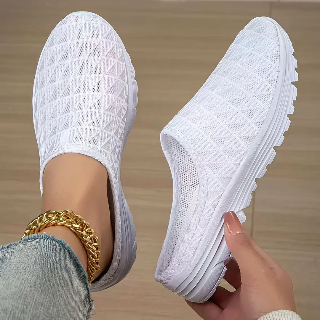 Brunilda | Breathable Flat Slipper