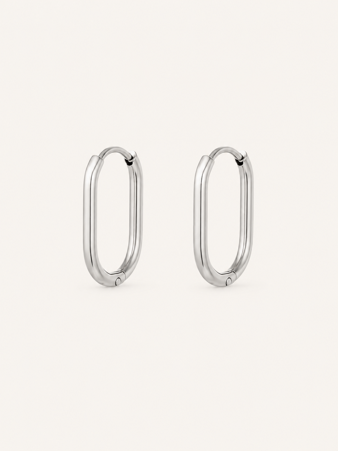 Elina | Oval Hoop Earrings with Polished Finish