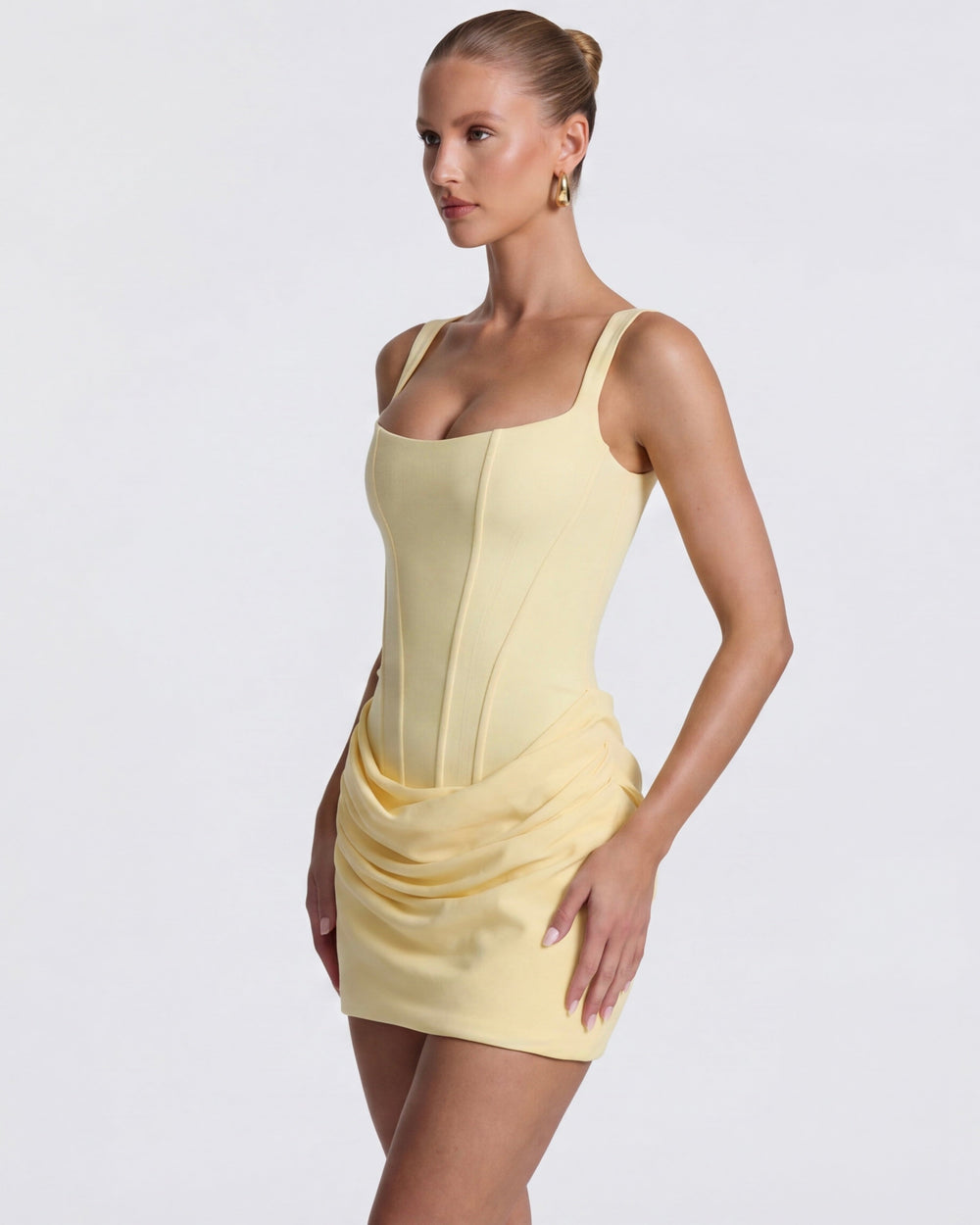 ARIA | Hourglass Mini — women's fashion item, back view