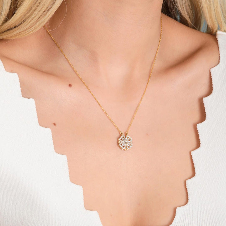 Close-up of the zircon stone detail