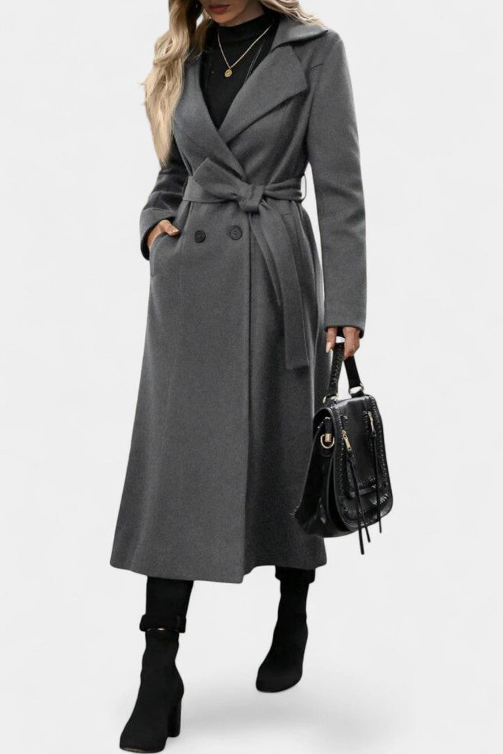 Mélissandre plaid wool coat fabric texture close-up