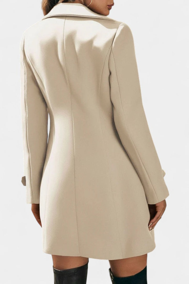 Maïlys open coat belted style model pose
