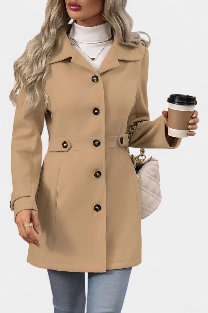 Cléophée elegant mid coat button closure detail