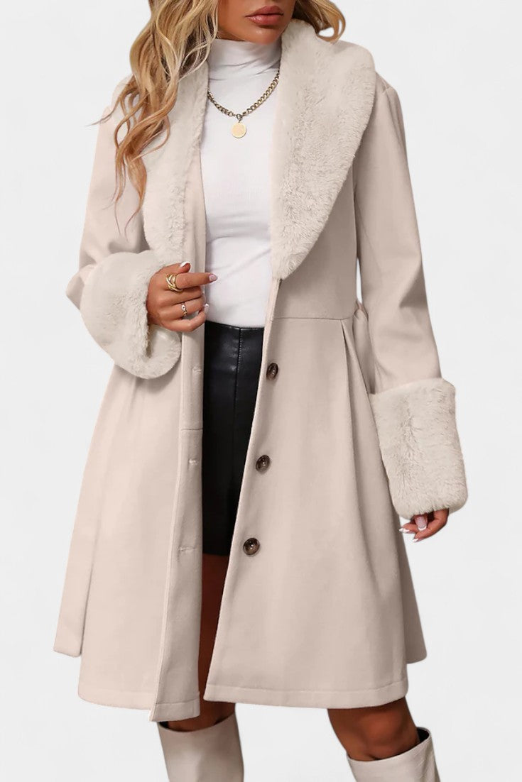 Colombine trapeze coat back view fur trim details