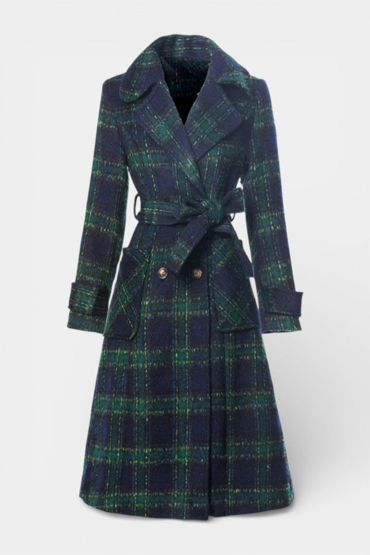Lara long coat collar and crossing detail