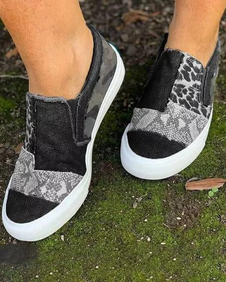 Quinny Leopard Print Canvas Shoes — close-up detail