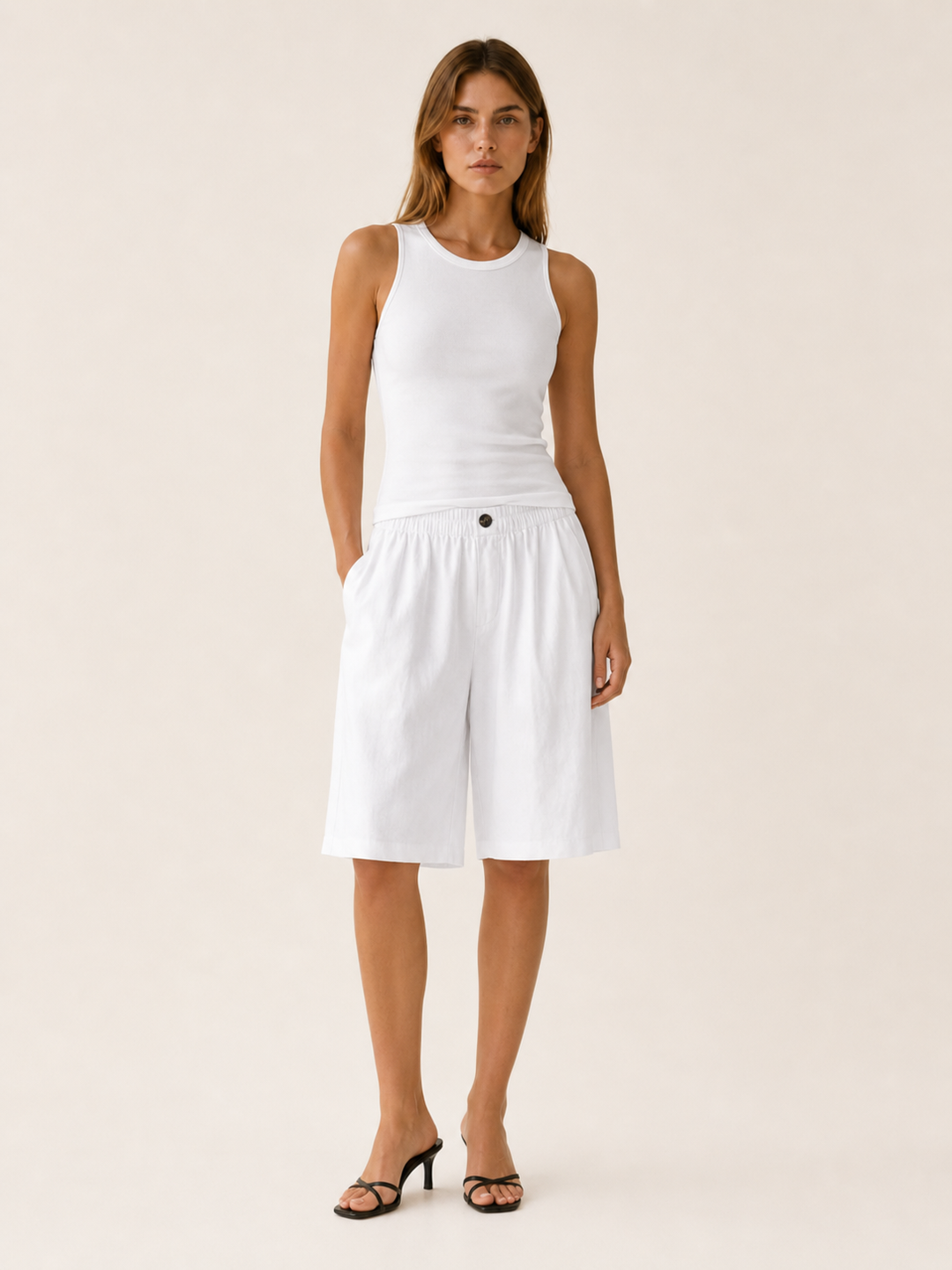 Kaida | Linen Shorts with Elastic Waist and Relaxed Fit