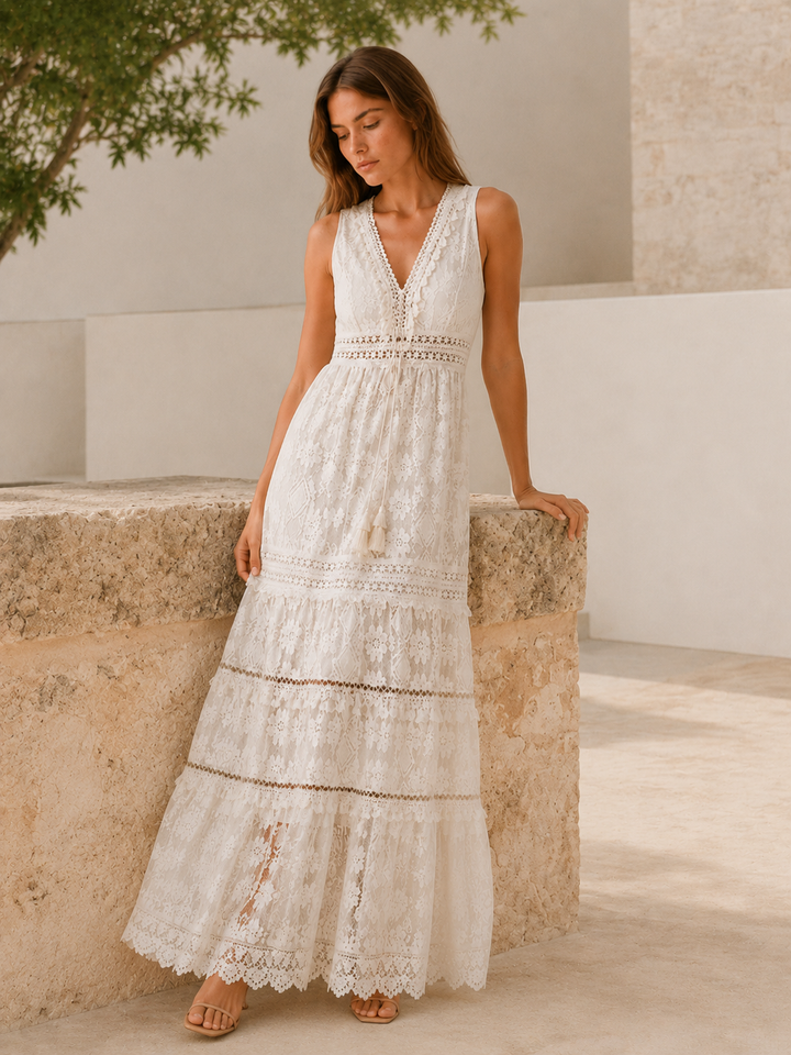 Beige Bohemian Maxi Dress with Lace Detail – detail view