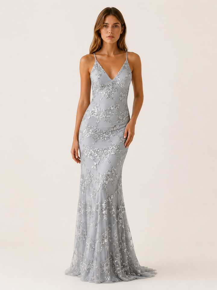 Wine Red Sequin Maxi Dress with Fitted Silhouette – close-up