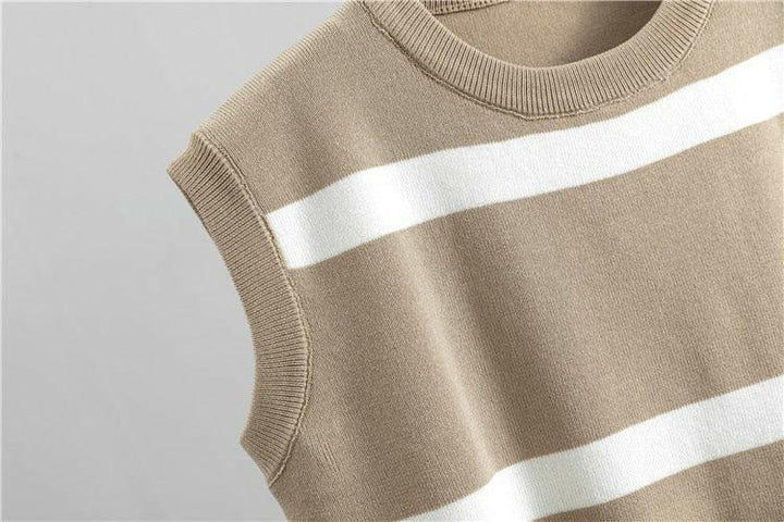 Avery Stylish Loose Casual Three-Piece Set — close-up view