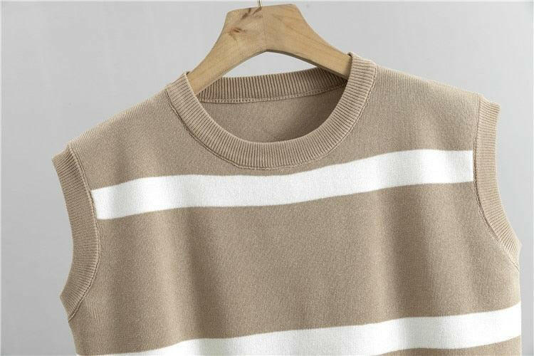 Avery Stylish Loose Casual Three-Piece Set — detail view
