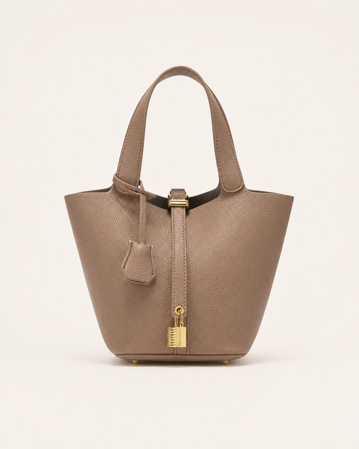 Talia | Leather Bucket Bag with Gold Clasp